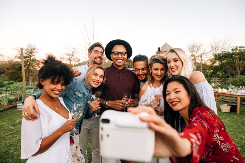 outdoor mystery party