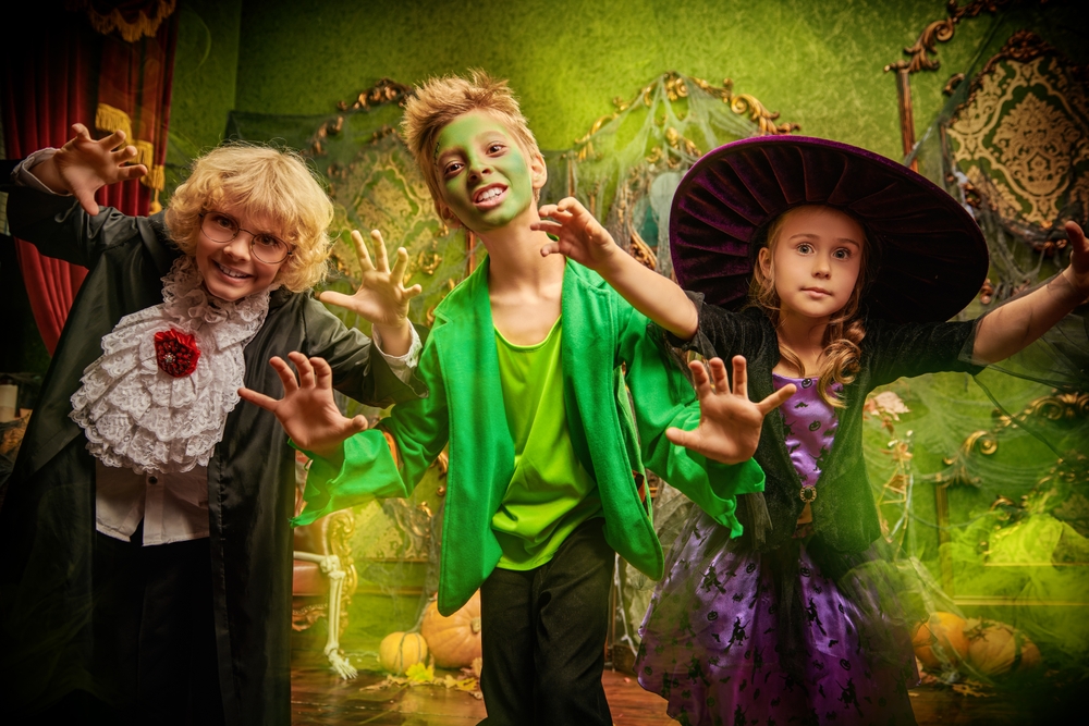 host a mystery party for kids